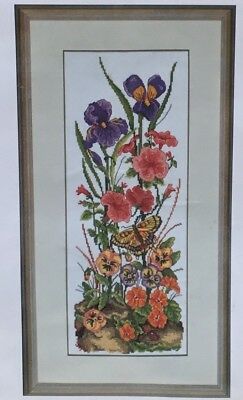Flowers from the garden, anchor PCE600, 48 x 18 cm